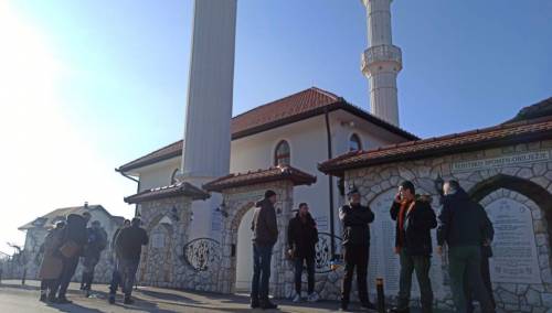 Podrška hafizu Mahiću: Imami i džematlije okupili se u Kamičanima