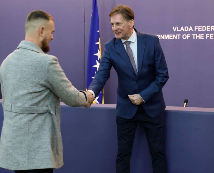 Podrška mladim poljoprivrednicima, osigurano 7,7 miliona KM