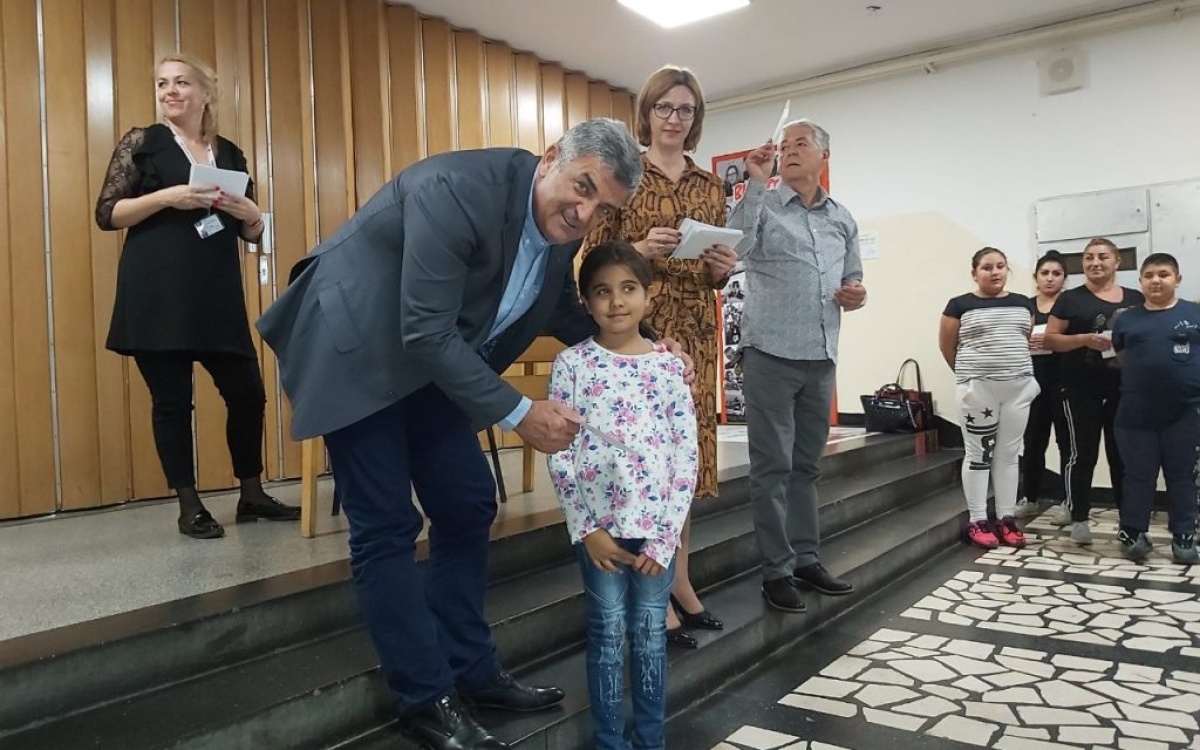 Podrška Općine Centar za romsku djecu koja se redovno školuju