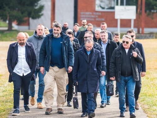 Podržana izjava: Procesuirati Dodika, Karana, Stevandića ili ...