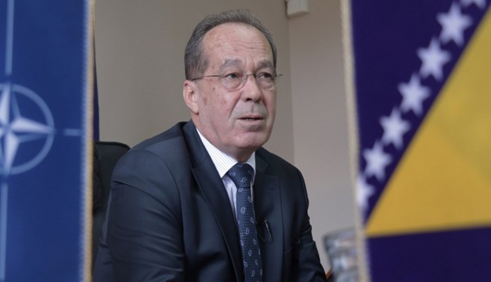 Podžić čestitao godišnjice formiranja 2. pješadijskog puka OSBiH i Armije RBiH