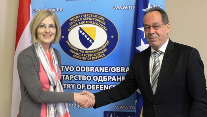Podžić i Hartmann razgovarali o saradnji ministarstava odbrane BiH i Austrije