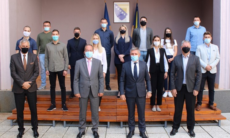Podžić i Okolić upriličili prijem za pripravnike u Ministarstvu odbrane BiH