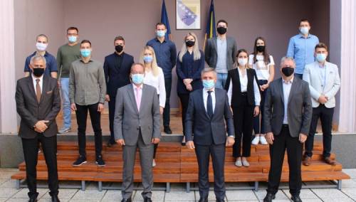 Podžić i Okolić upriličili prijem za pripravnike u Ministarstvu odbrane BiH