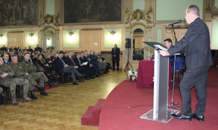Podžić na sastanku s pripadnicima OSBiH i MOBiH: Vojnik mora biti u prvom planu