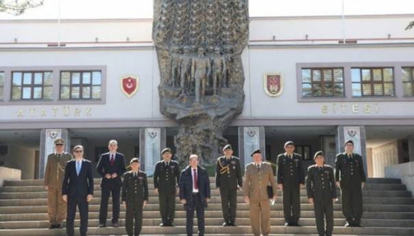 Podžić posjetio kadete i pripadnike OSBiH koji se školuju u Republici Turskoj