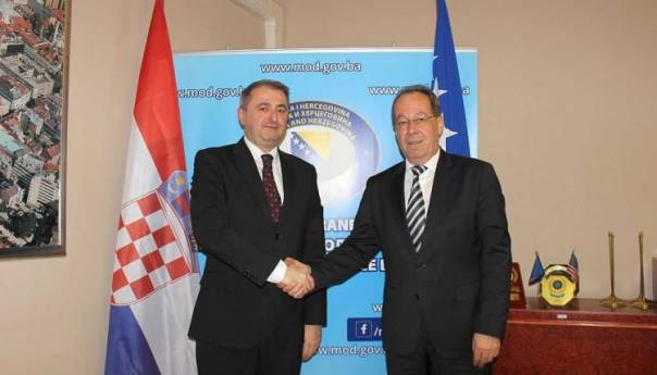 Podžić sa Sabolićem o aktuelnim temama iz odbrambenog sektora