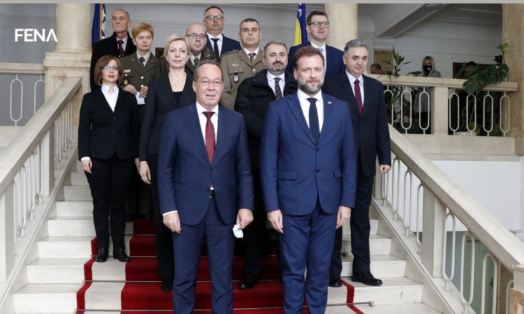 Podžić: Vrlo dobra i iskrena saradnja ministarstava odbrane BiH i Hrvatske 