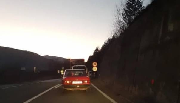 Poginuo biciklista u nesreći na putu Jajce - Jezero