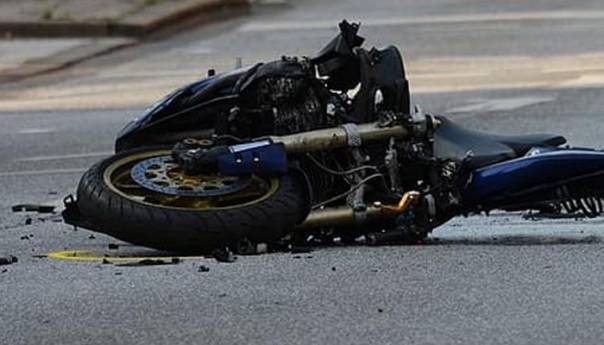 Poginuo maloljetnik na motociklu u Ceranima
