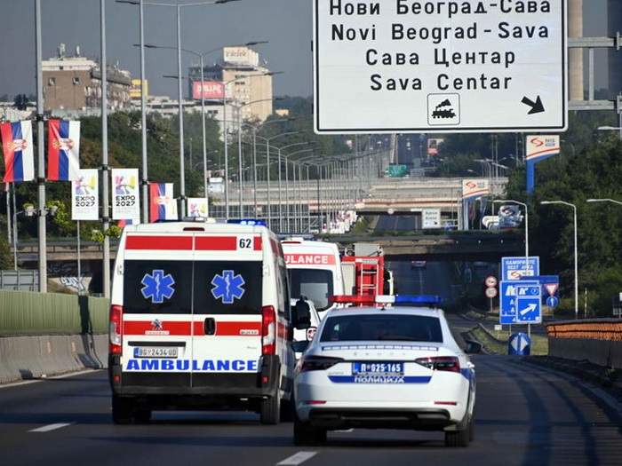 Poginuo mladić u Beogradu: Pao sa petog sprata na trolejbus