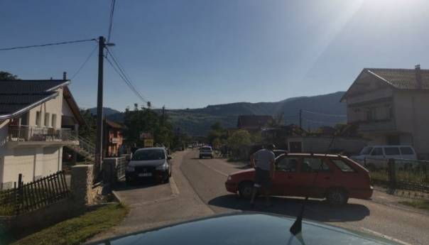 Poginuo motociklista koji je pokušao izbjeći maloljetnog biciklistu