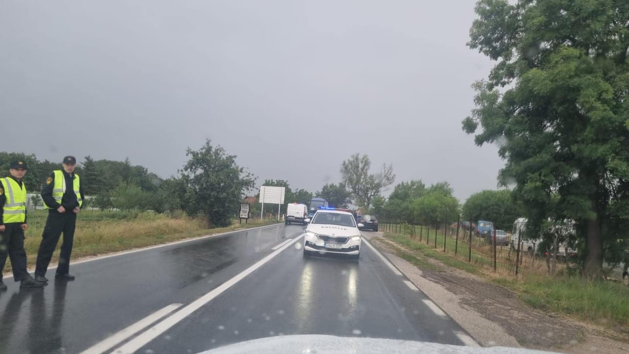 Poginuo pješak kod Gradačca u teškoj saobraćajnoj nesreći