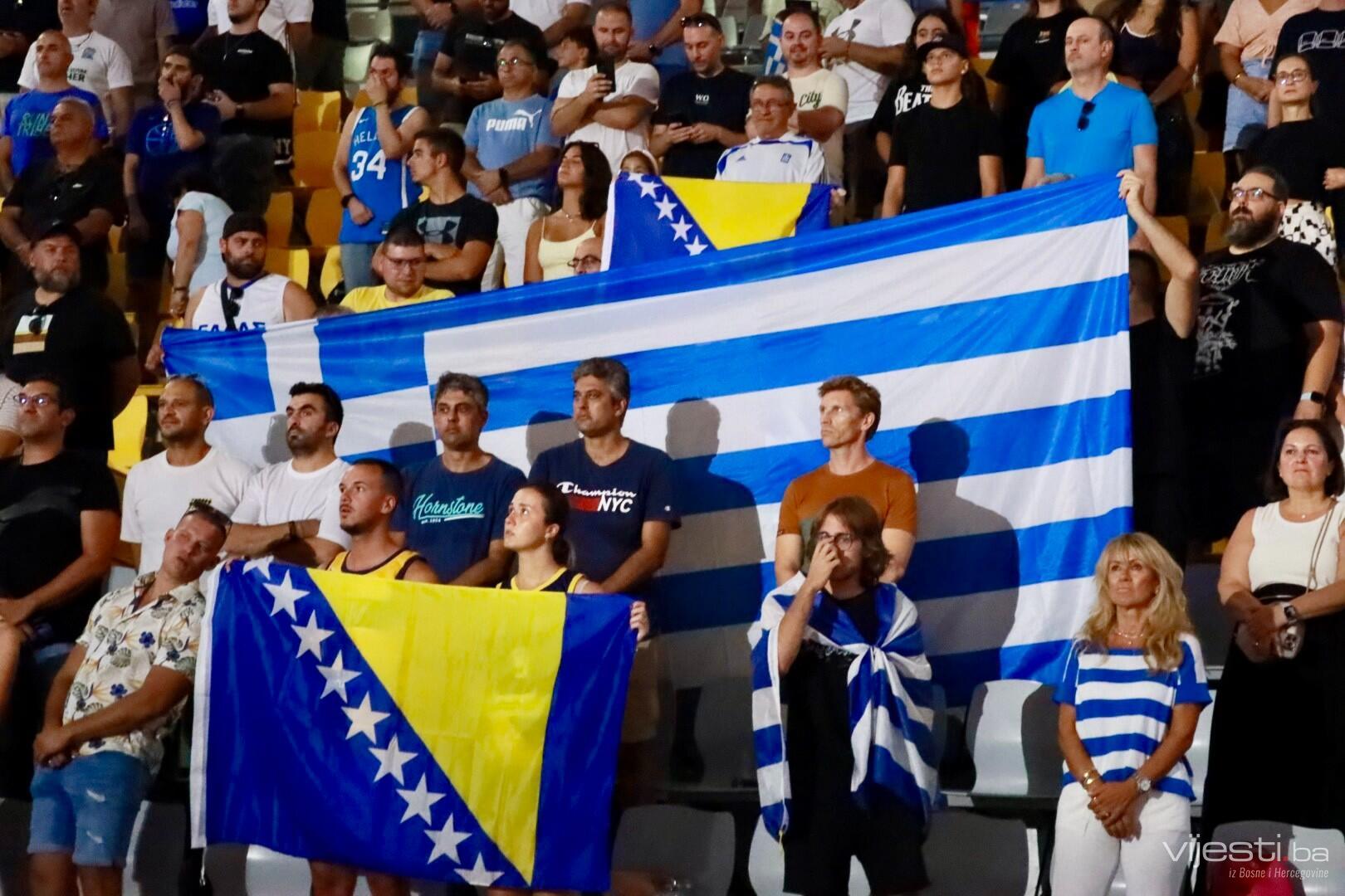 Pogledajte atmosferu s tribina: Grci kao na domaćem terenu