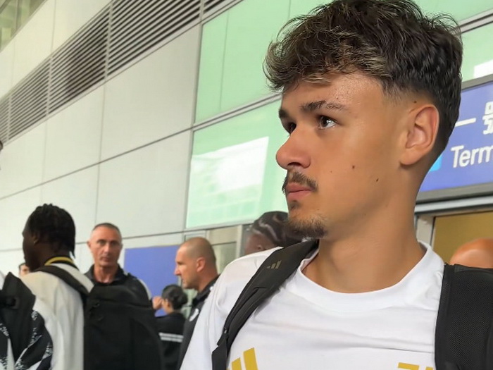 Doček Juventusa u Hong Kongu: Među zvijezdama i Alajbegović