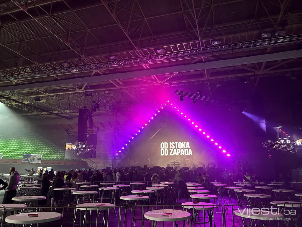 Pogledajte fotografije uoči sarajevskog koncerta Aleksandre Prijović