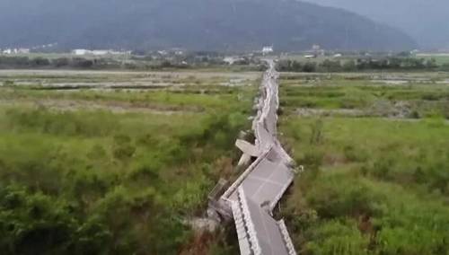 Pogledajte kako izgleda most koji se srušio tokom zemljotresa u Tajvanu