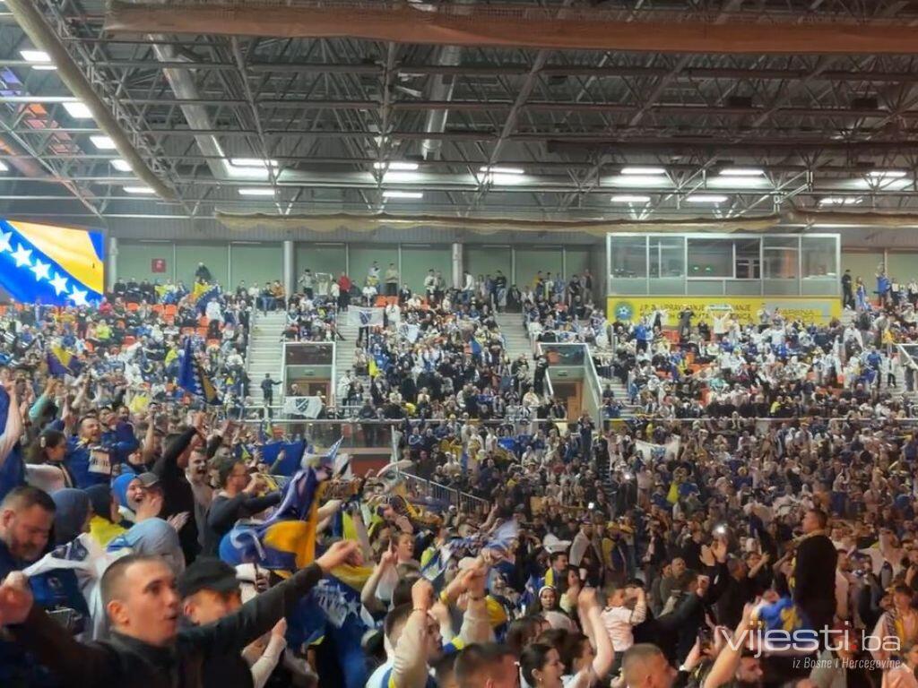 Pogledajte kako je eksplodirala Arena u Zenici nakon gola BiH