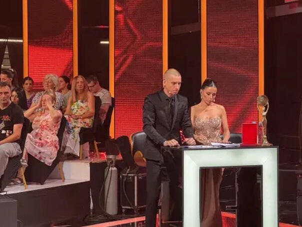 Pogledajte kako je hitno prekinuto finale Zvezda Granda