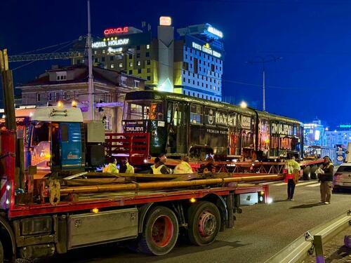 Pogledajte kako je uklonjen tramvaj ispred Zemaljskog muzeja