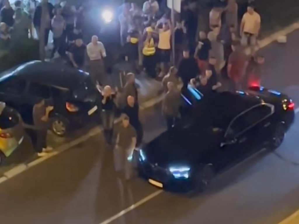 Pogledajte kako je Vučić izviždan u Beogradu