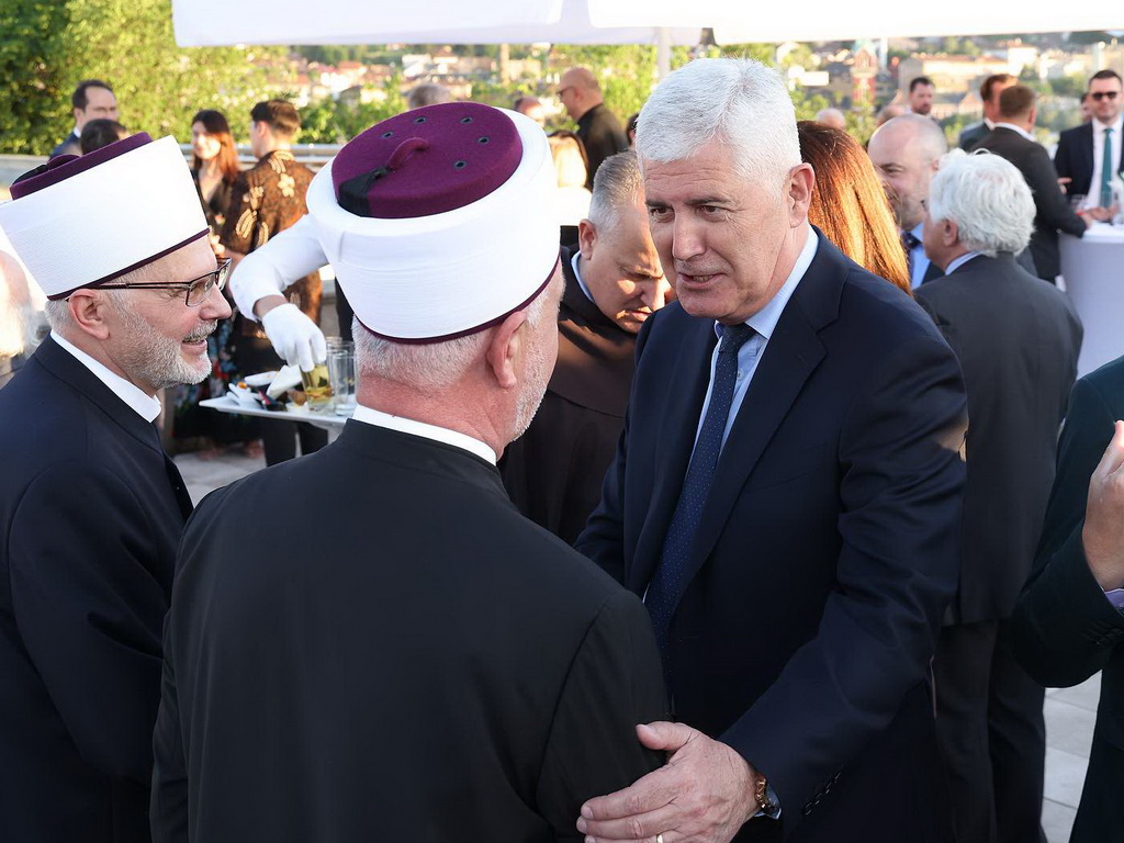 Pogledajte ko je sve došao na prijem kod reisa Kavazovića