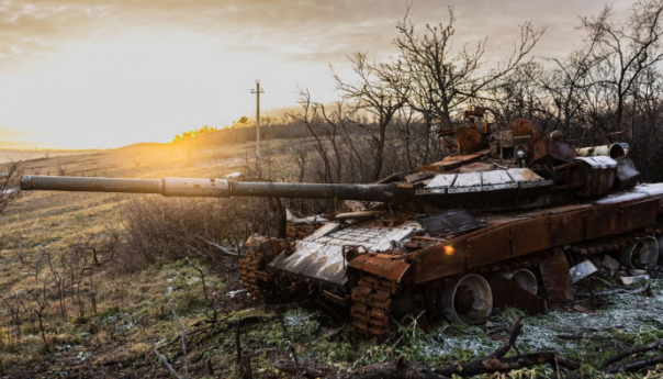 Pogledajte koliko su tenkova Rusi izgubili u godinu dana