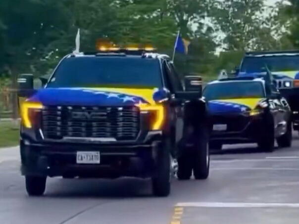 Pogledajte kolonu vozila navijača BiH u Torontu