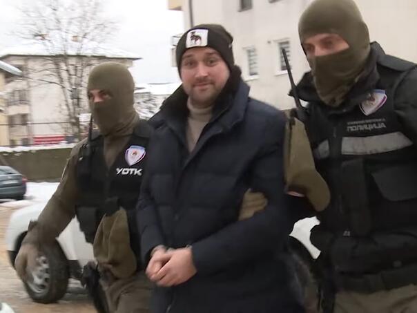 Pogledajte privođenje Mladena Lučića