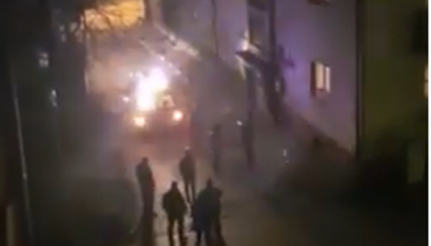 Pogledajte video: Zgrada u Vogošći u izolaciji zbog zaražene žene