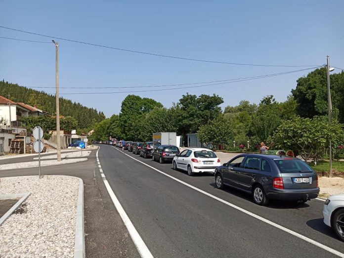 Pojačan promet na izlazu iz BiH na GP Doljani