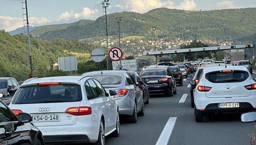 Pojačan promet na putevima i graničnim prelazima u BiH