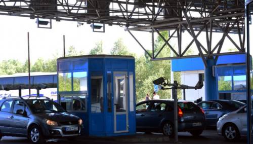 Pojačan promet vozila na graničnim prelazima Hum, Zupci i Deleuša