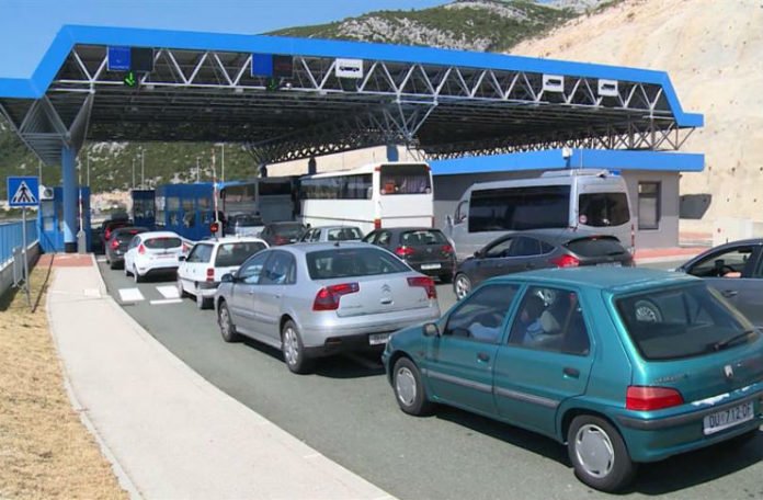 Pojačan promet vozila na graničnim prijelazima na izlazu iz BiH