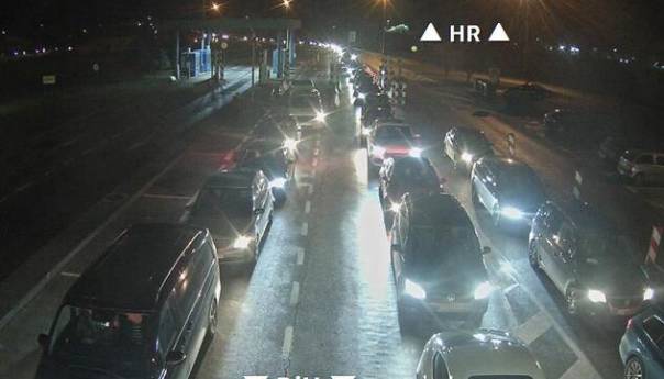 Pojačan promet vozila na ulazu u BiH