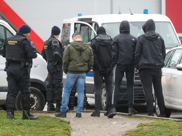 Pojačane mjere uoči derbija Dinama i Hajduka, privedeno nekoliko osoba