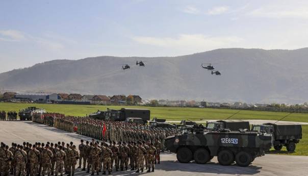 Pojačane vojne aktivnosti EUFOR-a u petak u blizini aerodroma u Sarajevu