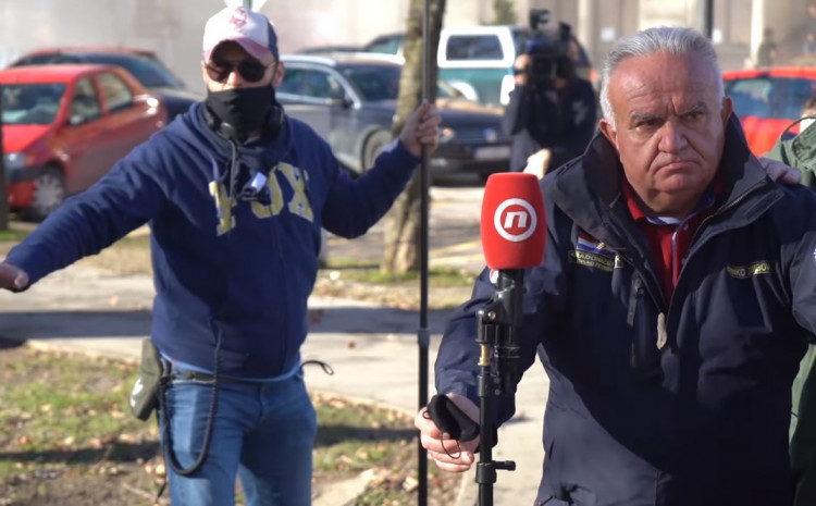 Pojavio se još jedan dramatičan snimak iz Petrinje u trenutku zemljotresa