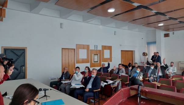 Pokreće se procedura za opoziv Fikreta Abdića