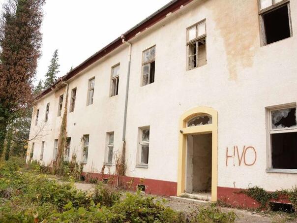 Pokrenuta inicijativa da Koštana bolnica u Stocu postane Memorijalni centar