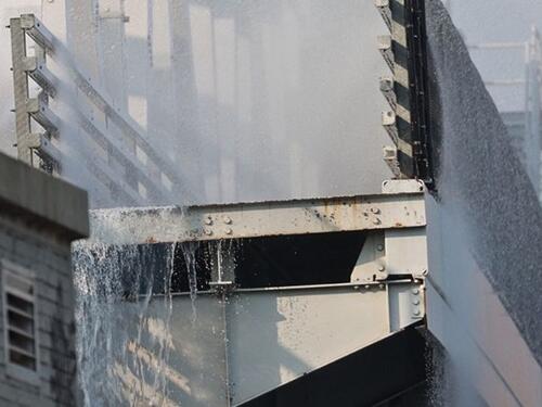 Pokretni most u New Yorku zapeo zbog ekstremnih vrućina, vladale velike gužve