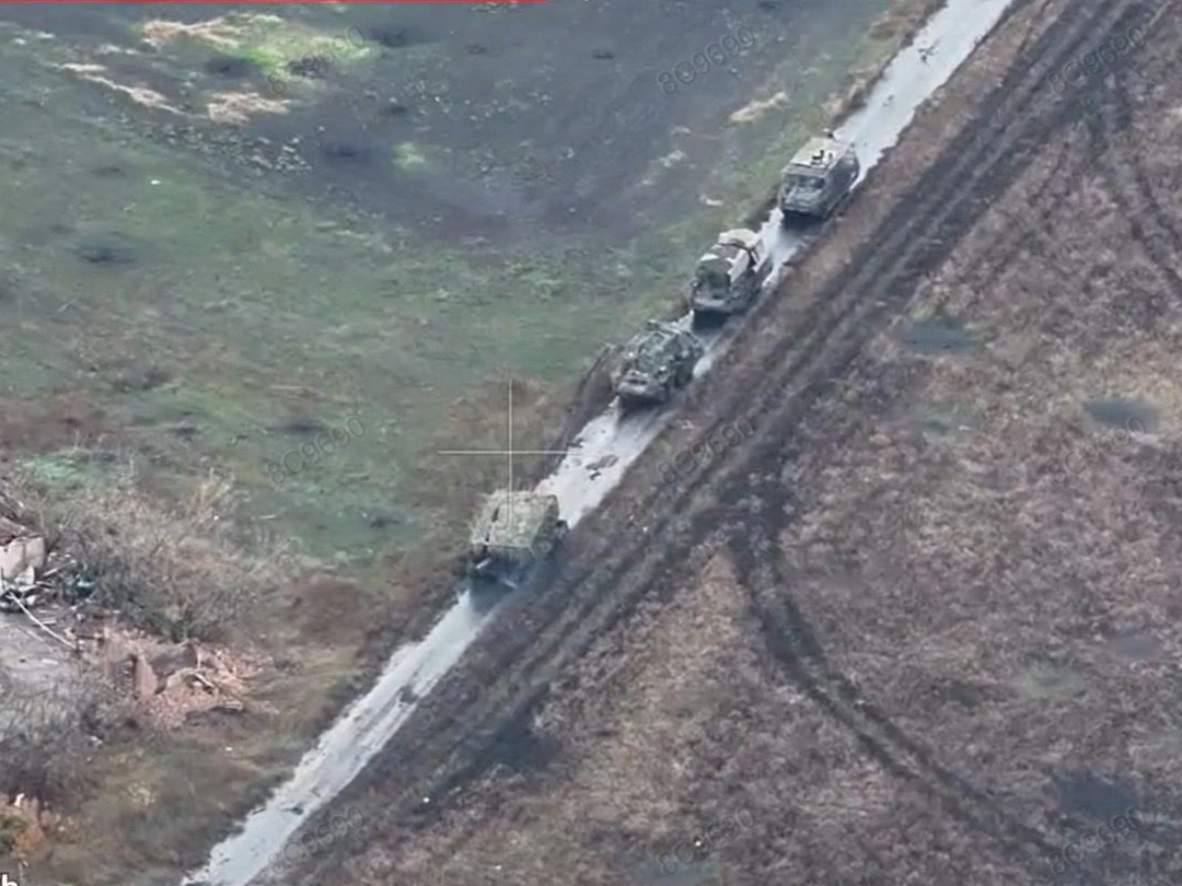 Pokrovsk pred padom, Rusi nadiru sa svih strana