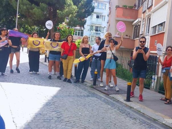 Pokušaj održavanja gay parade u Istanbulu: Uhapšeno 30 osoba