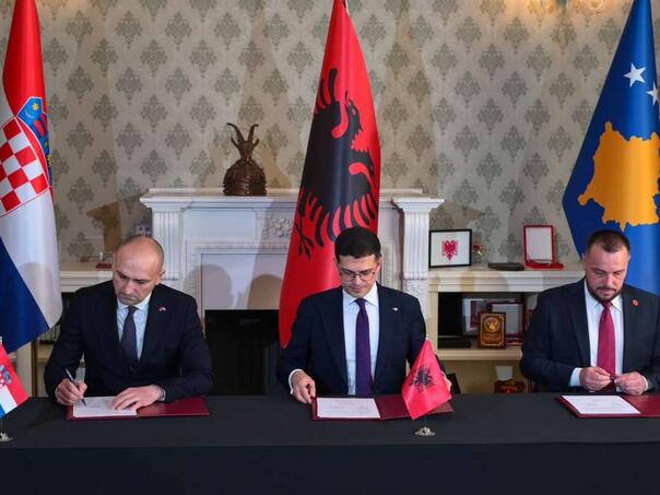 Pokušaj Srbije da se predstavi kao garant mira na Balkanu je apsurdan