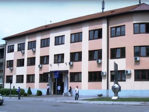 Pokušaj ubistva u Husinu kod Tuzle, napadači uhapšeni