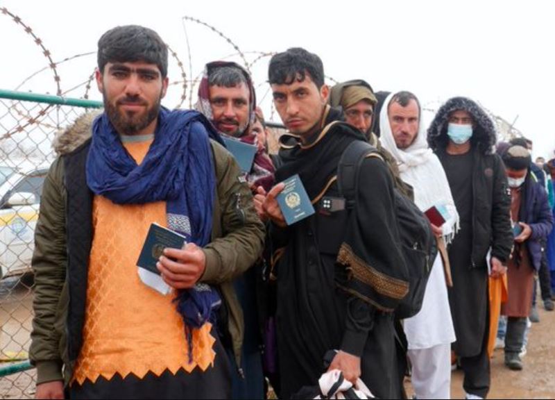 Pola miliona Afganistanaca napustilo Pakistan zbog odluke o deportaciji