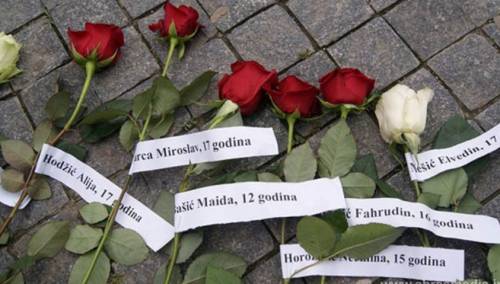 Polaganjem 102 bijele ruže u srijedu obilježavanje Dana bijelih traka