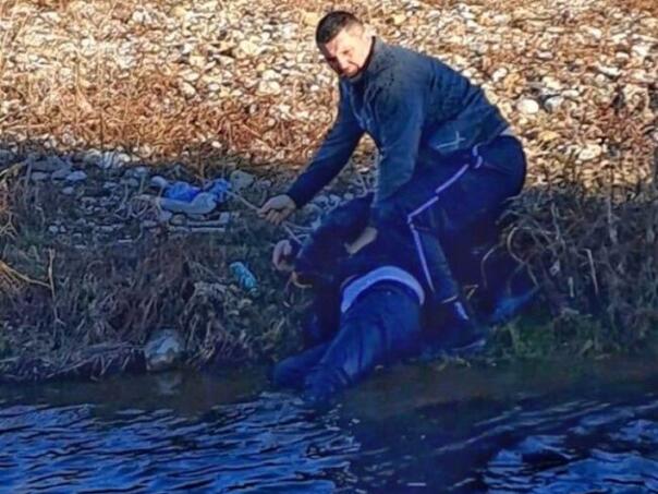 Policajac iz Srebrenika uskočio u rijeku i spasio osobu koja se utapala