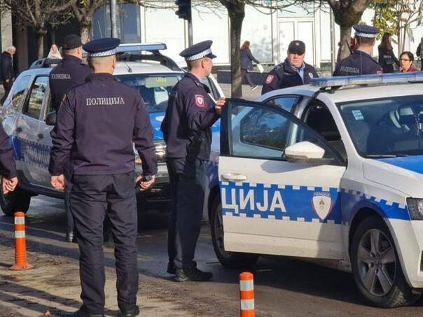Policajac MUP-a RS optužen za obljubu djeteta i dječiju pornografiju