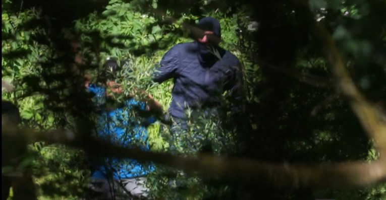 Policajci: Koristimo silu nad migrantima, takve su naredbe